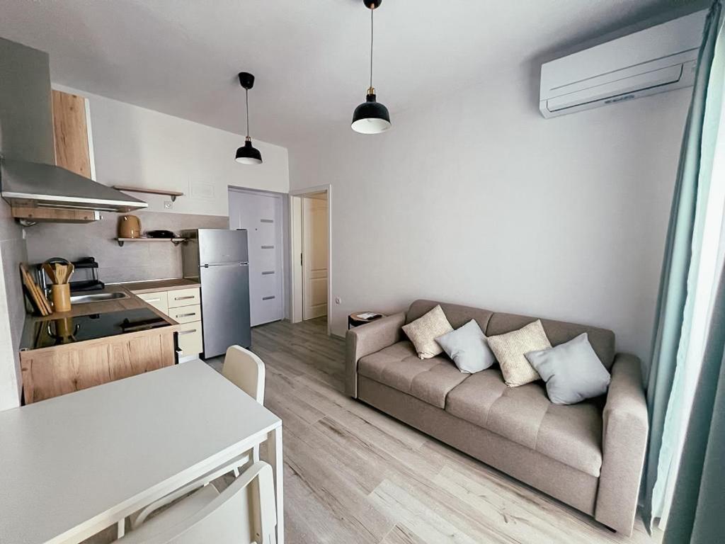 Apartments Happy Сукошан Екстер'єр фото